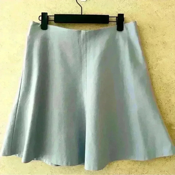 LOFT S WOMENS LIGHT BLUE GREY  STRETCH ALINE DATE NIGHT FLIRTY‎ MINI SKIRT. - Picture 1 of 5